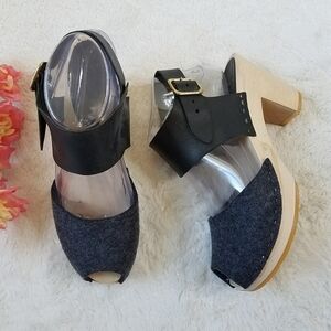 Bryr Miranda Peep Toe Clogs